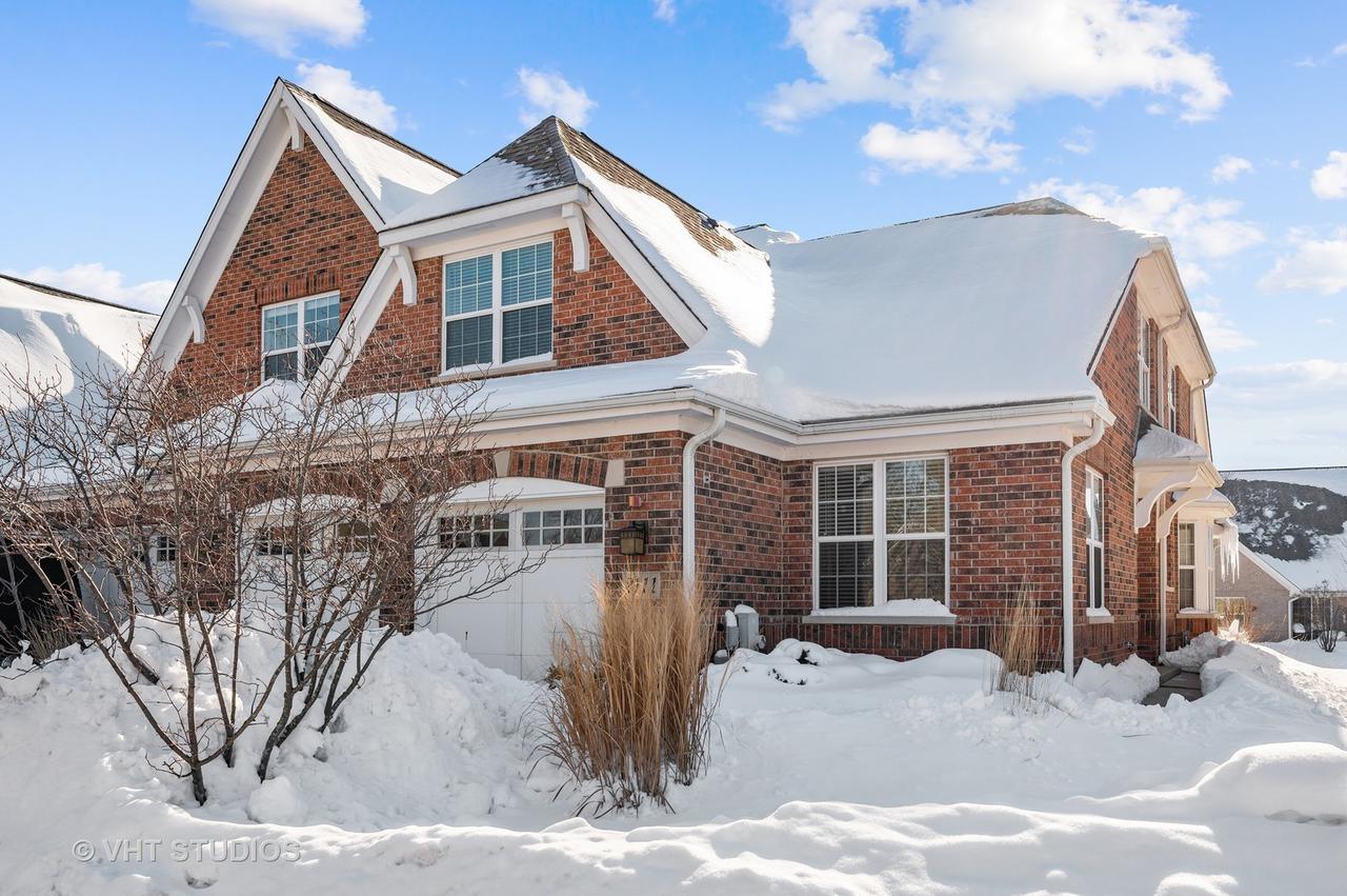 2111 Washington Dr., Northbrook, IL 60062