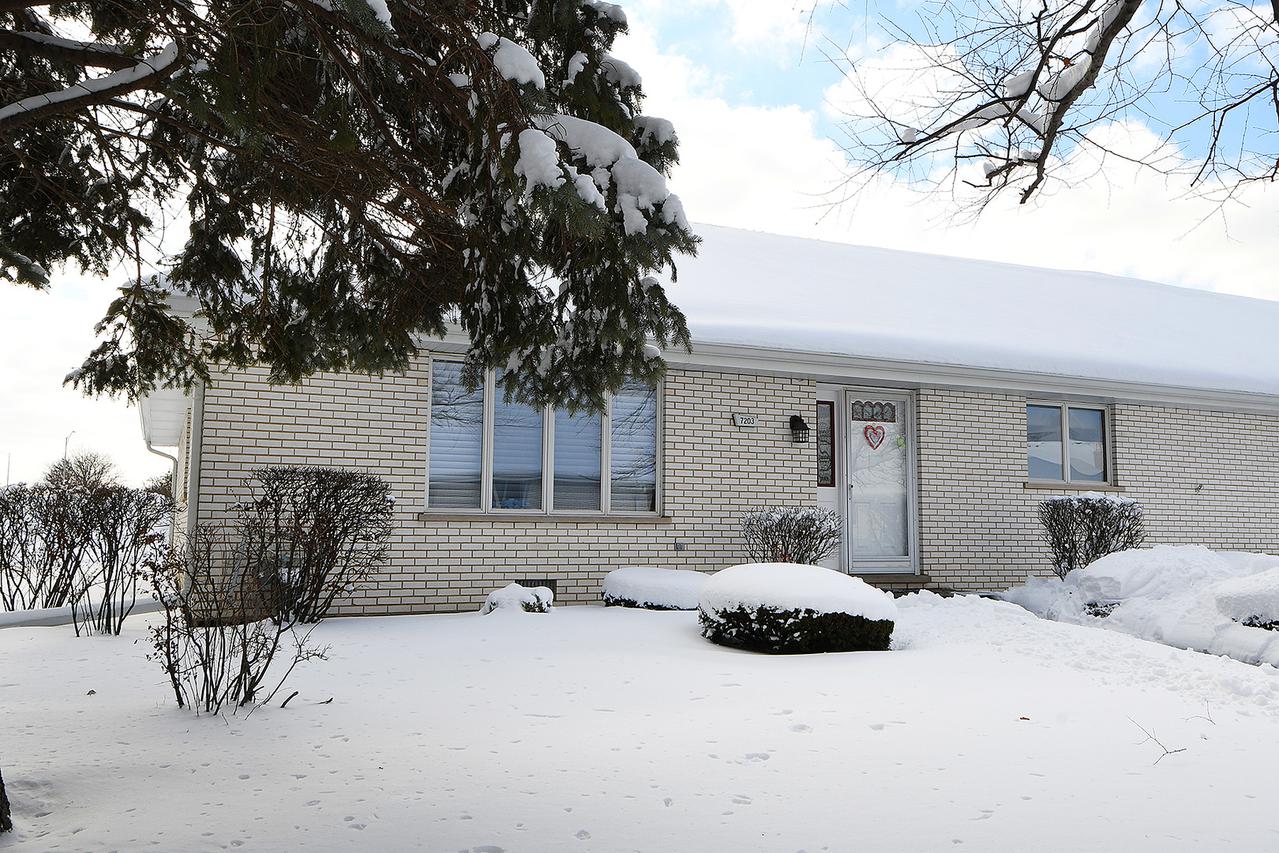 7203 W 152nd Pl. #23, Orland Park, IL 60462