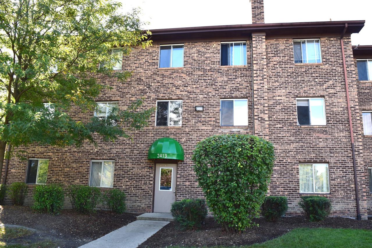 2413 Spring St. #4706, Woodridge, IL 60517