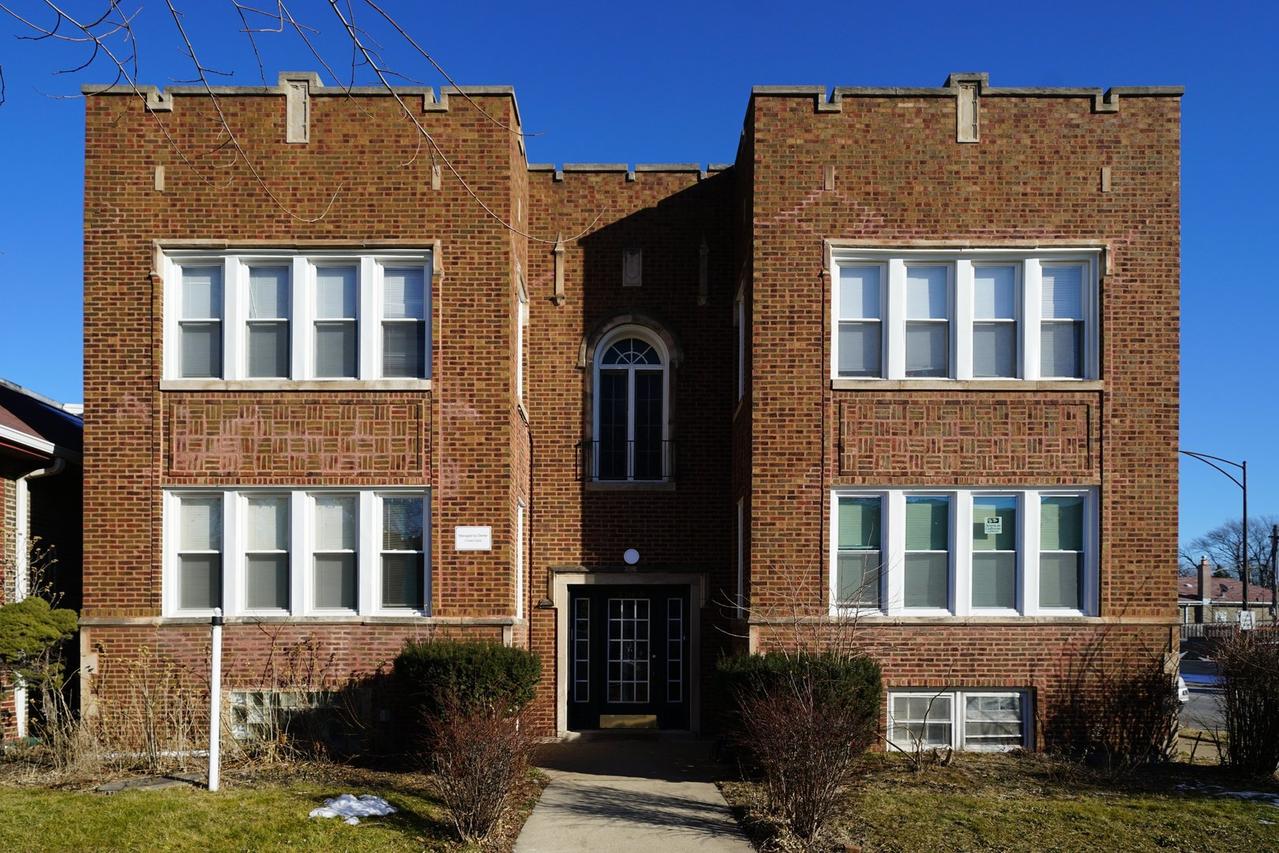 7557 S Wentworth Ave., Chicago, IL 60620