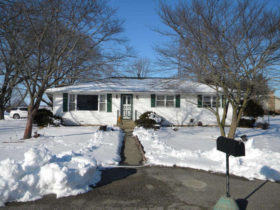 500 E Florida Dr., Crescent City, IL 60928