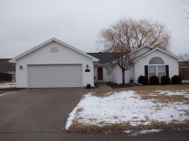 608 Cedar Dr., St. Joseph, IL 61873