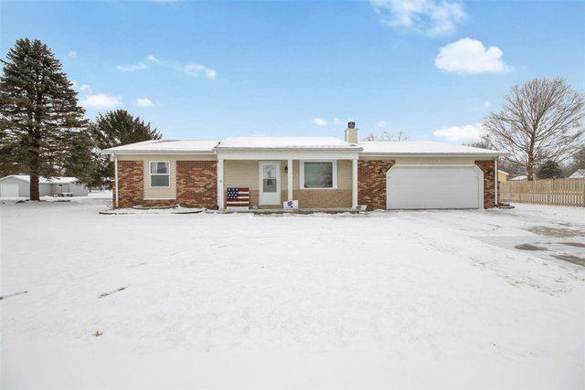 1301 Peters Dr., St. Joseph, IL 61873