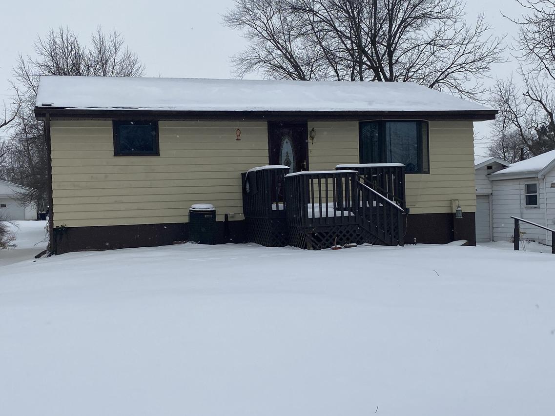 370 E Fulton St., Paxton, IL 60957