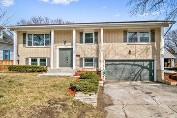 376 Hilkert Ct., Crystal Lake, IL 60014