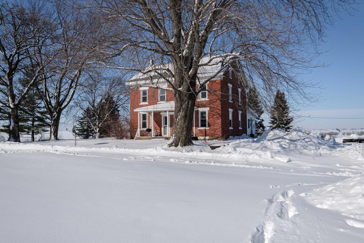 10217 Adeline Rd., German Valley, IL 61039