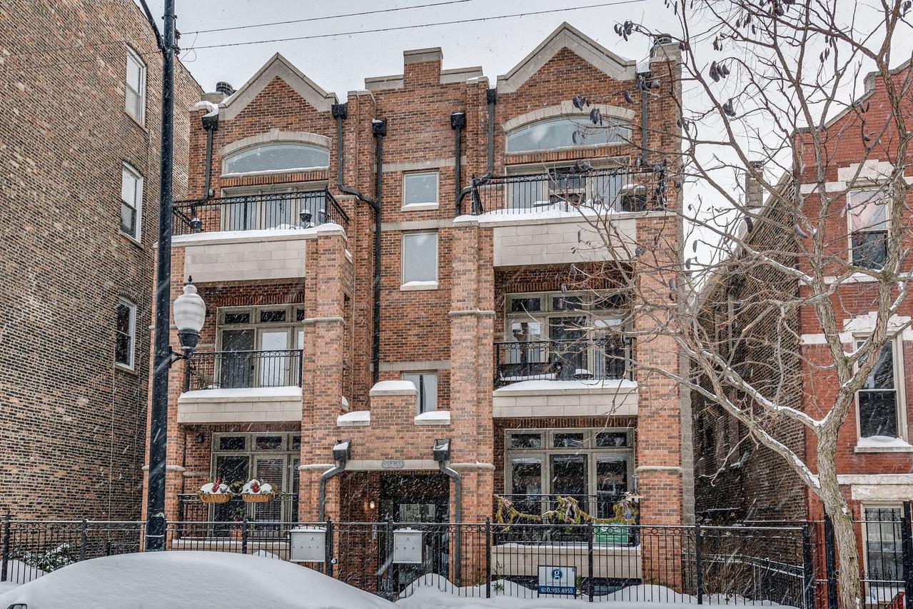1533 W 18th Pl. #3W, Chicago, IL 60608