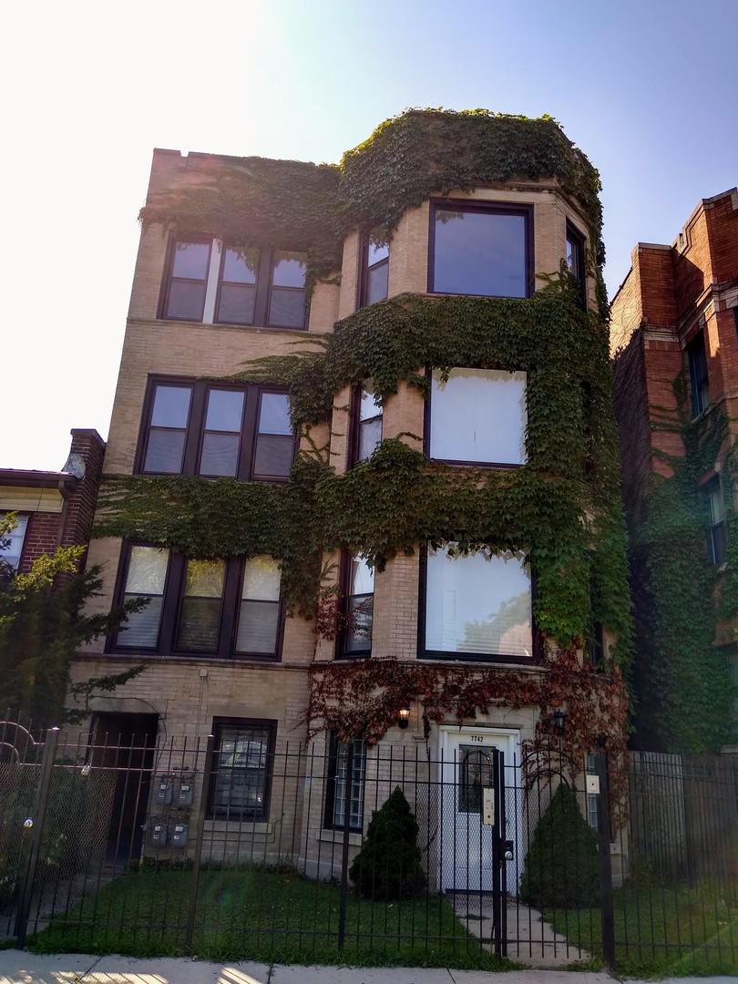 7742 S Colfax Ave., Chicago, IL 60649