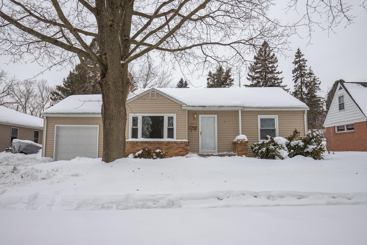 1403 31st St., Rockford, IL 61108