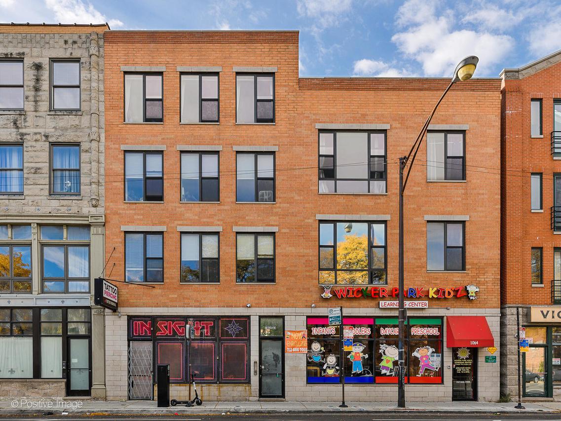 1064 N Milwaukee Ave. #2E, Chicago, IL 60622