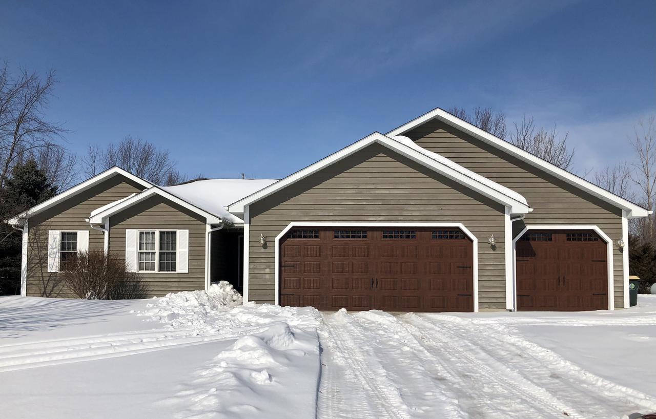 2461 N 42nd Rd., Sheridan, IL 60551