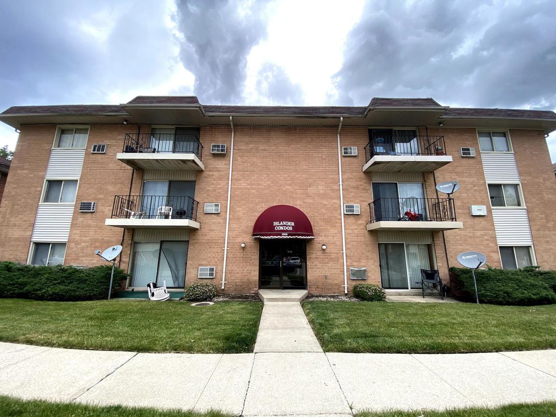 1936 Canal St. #2D, Blue Island, IL 60406
