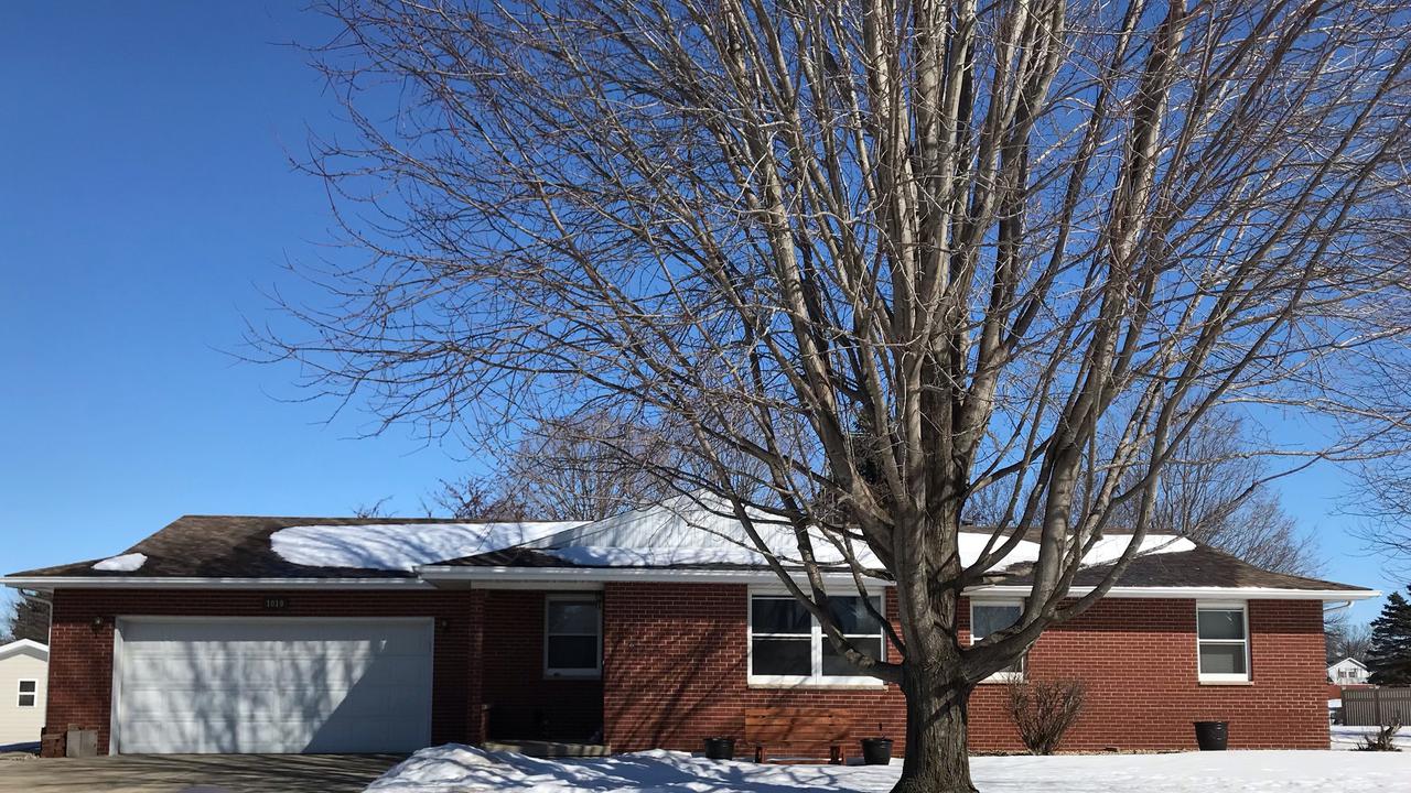1019 E Morine Dr., Hennepin, IL 61327