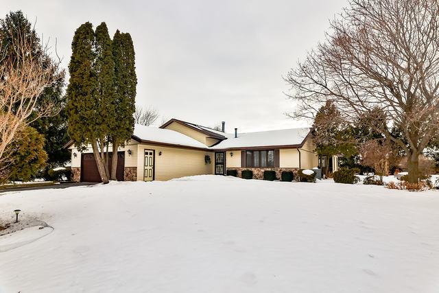12944 Huntsboro Ln., Roscoe, IL 61073