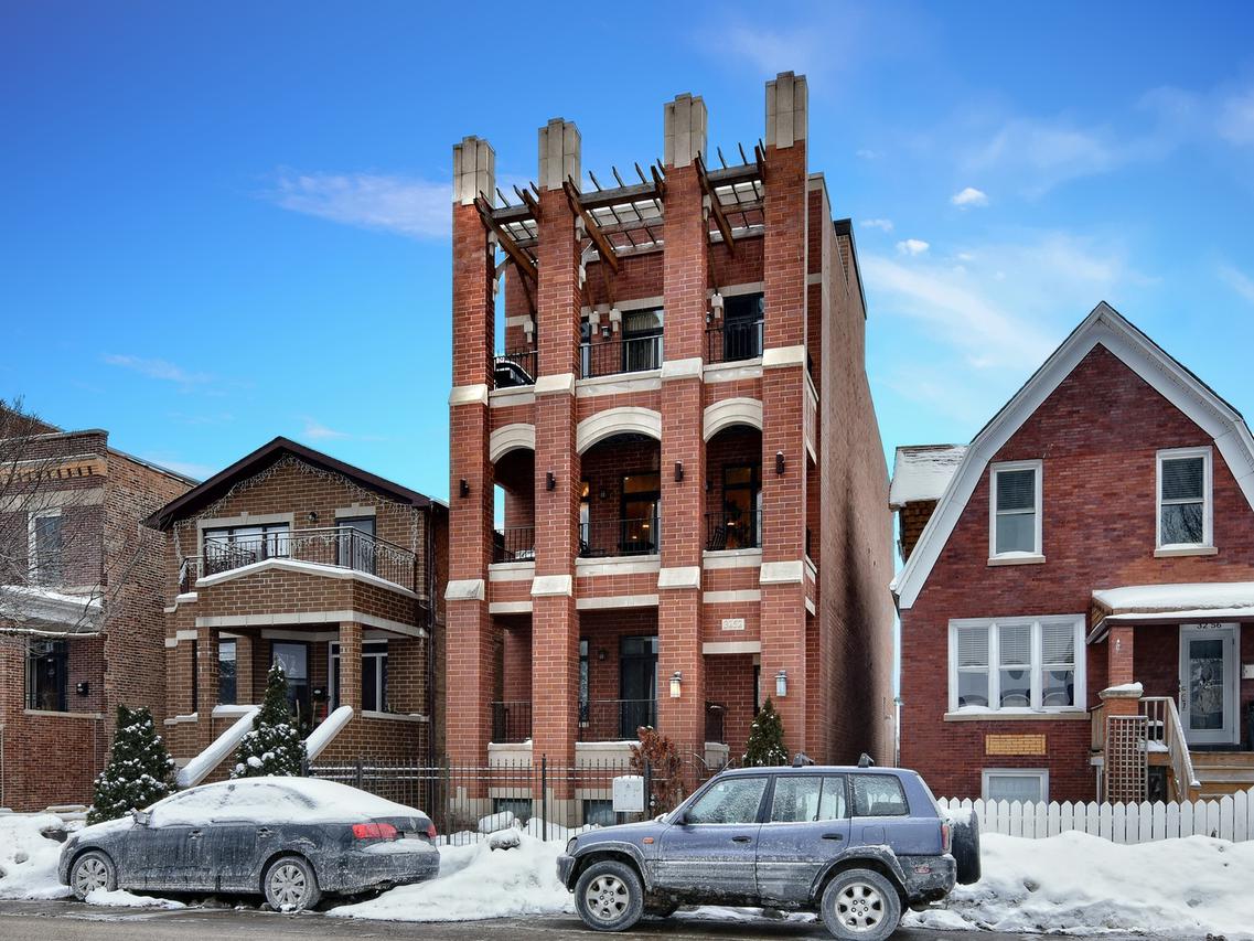 3252 N California Ave. #2, Chicago, IL 60618