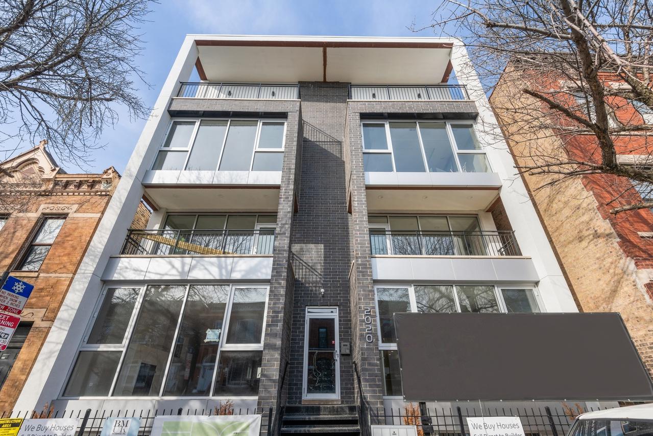 2020 W Armitage Ave. #3E, Chicago, IL 60647
