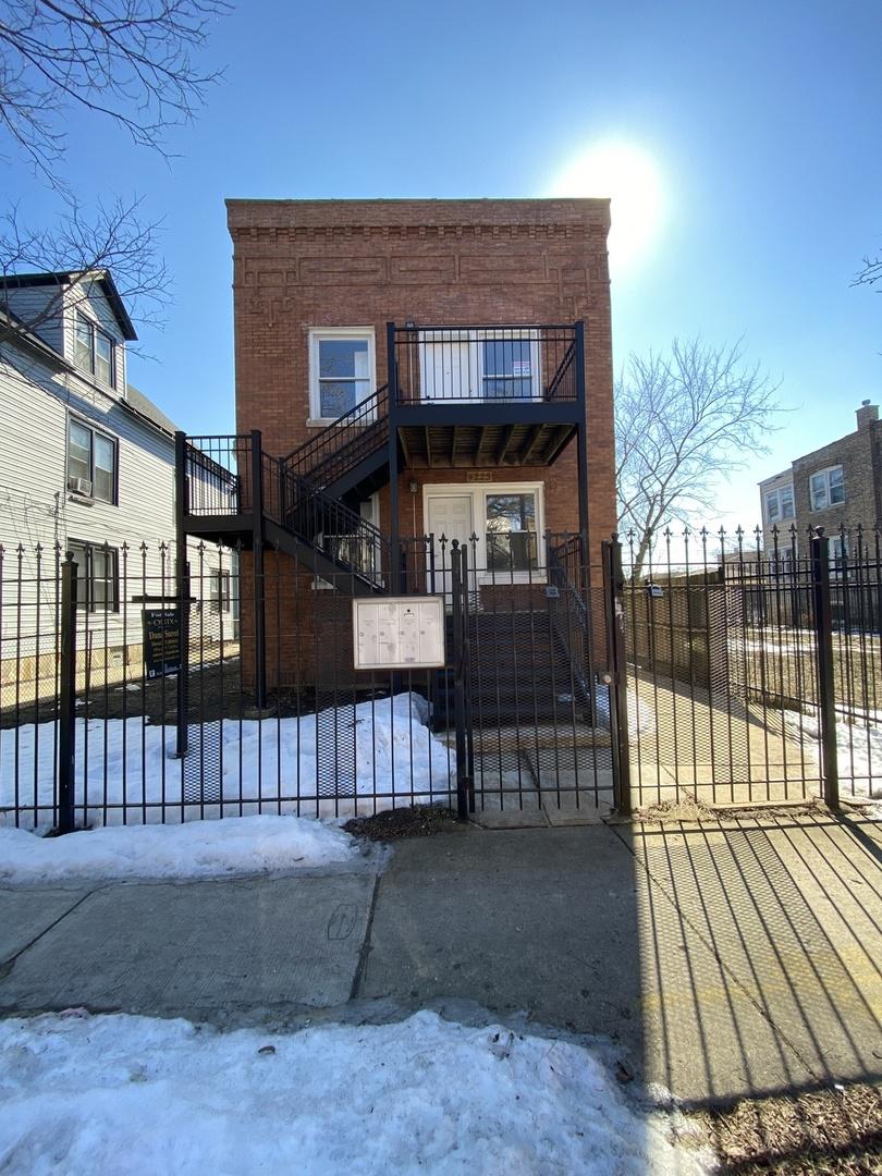 4225 W Augusta Blvd., Chicago, IL 60651