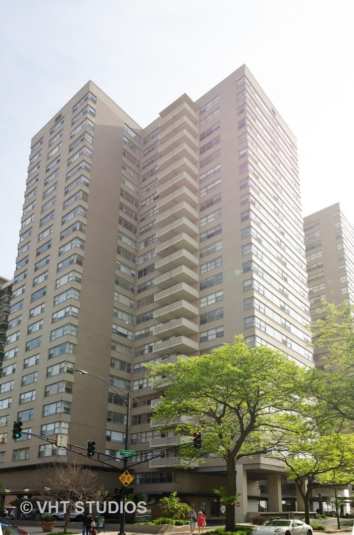 6301 N Sheridan Rd. #10N, Chicago, IL 60660