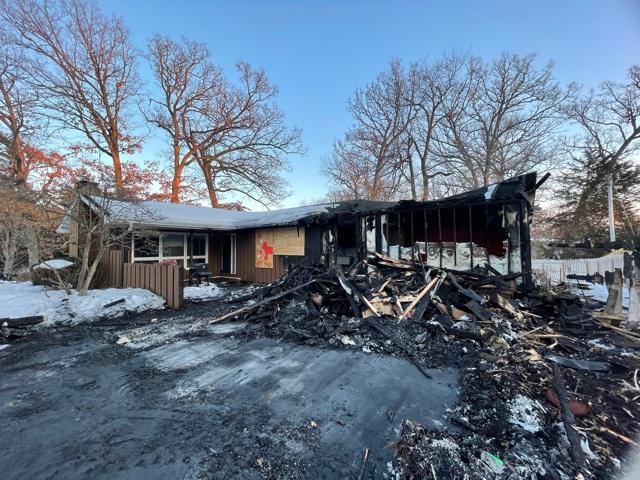 2479 Royal Oaks Dr., Freeport, IL 61032