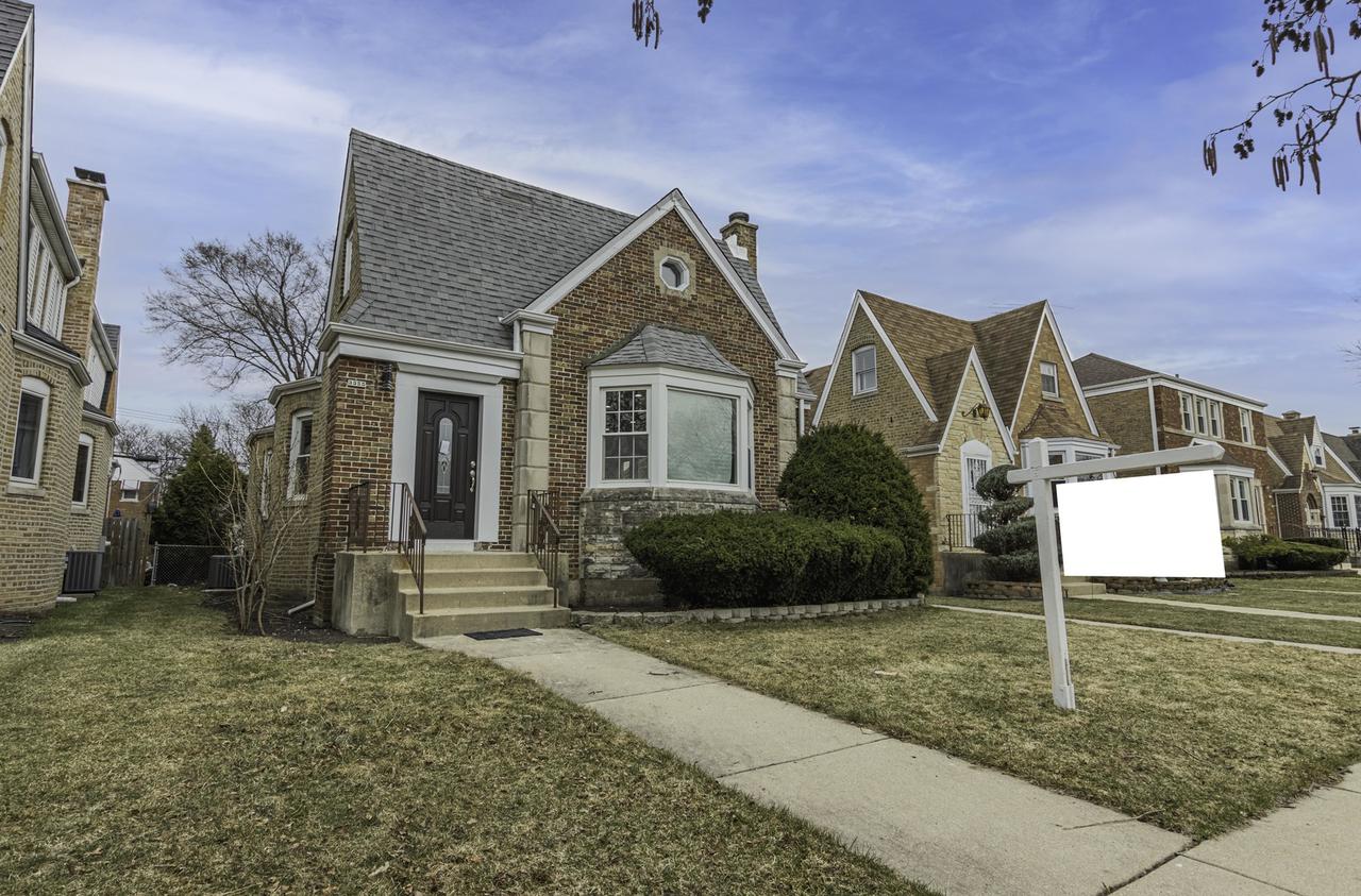 3355 N New England Ave., Chicago, IL 60634