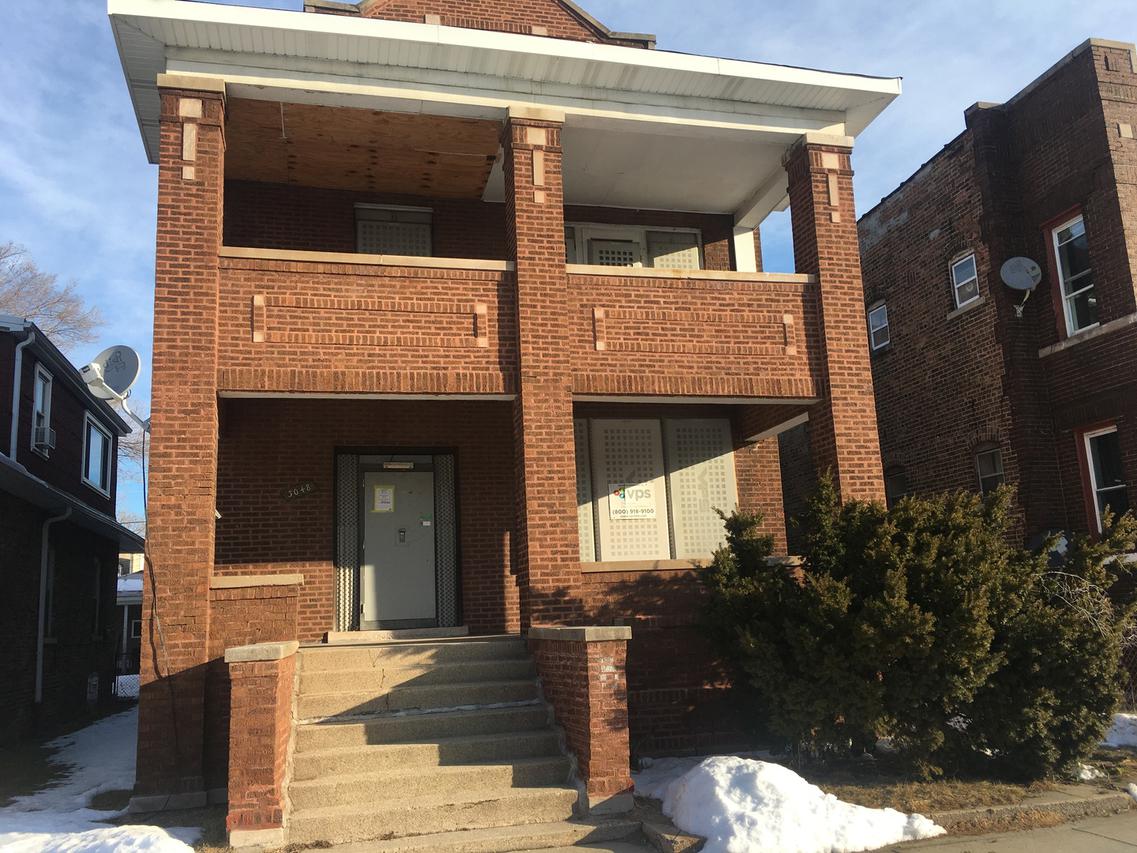 3048 E 80th St., Chicago, IL 60617