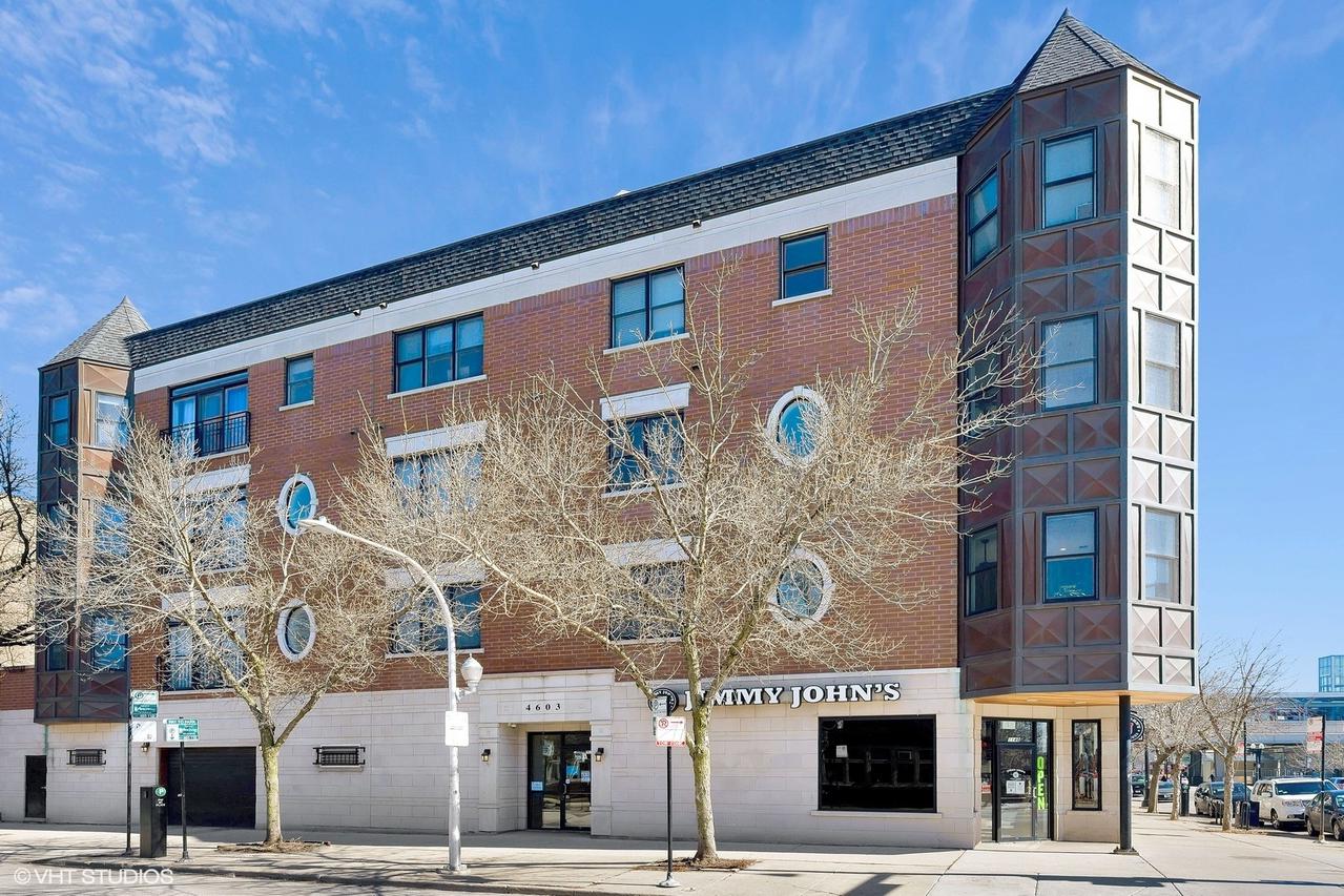 4603 N Racine Ave. #304, Chicago, IL 60640