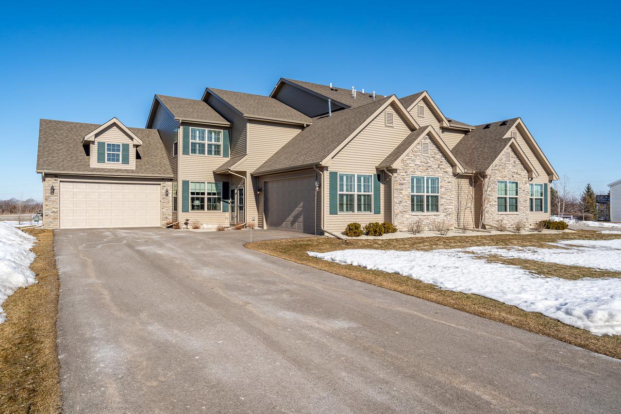 7280 Rolling Hills Ln. #1, Machesney Park, IL 61115