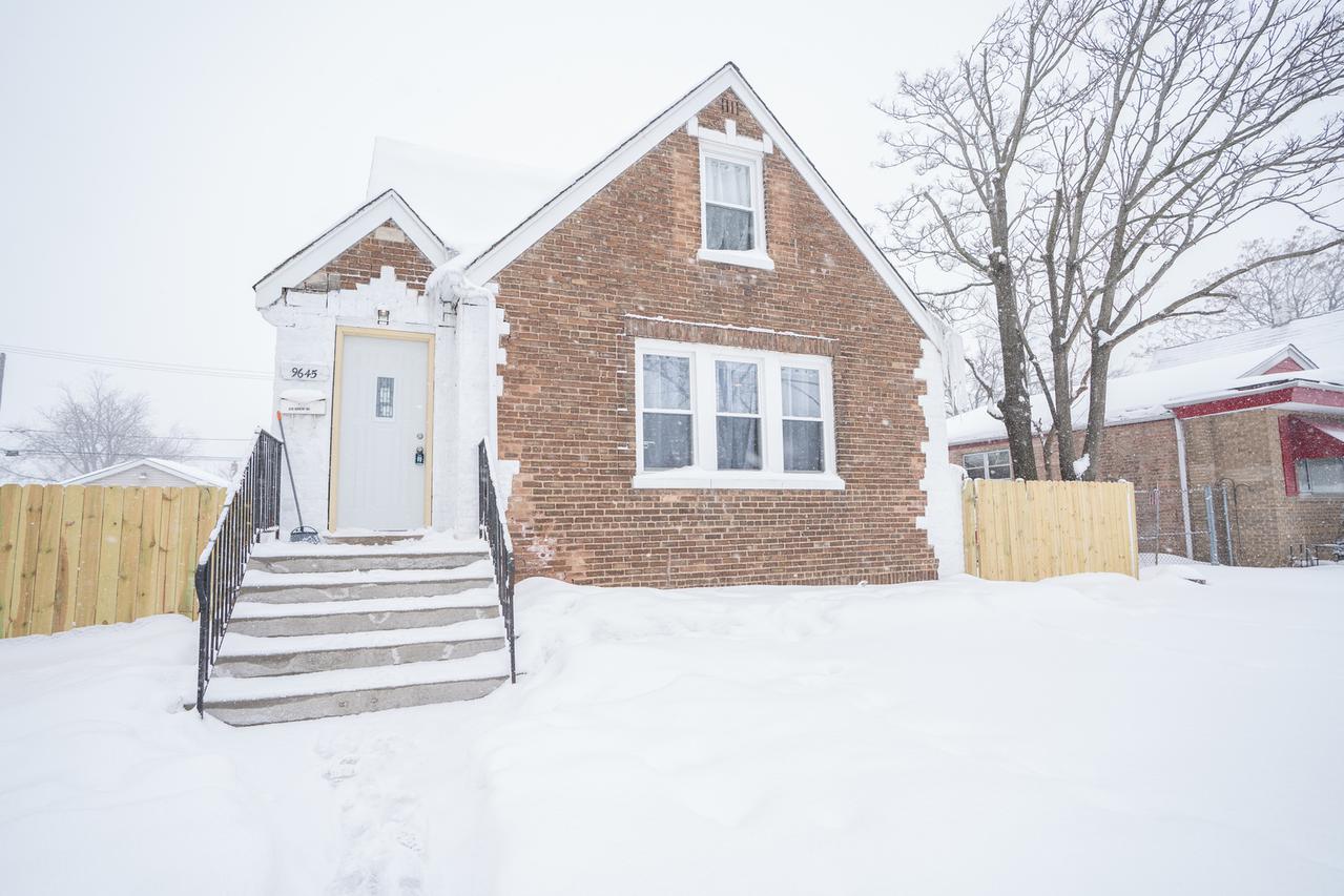 9645 S Morgan St., Chicago, IL 60643