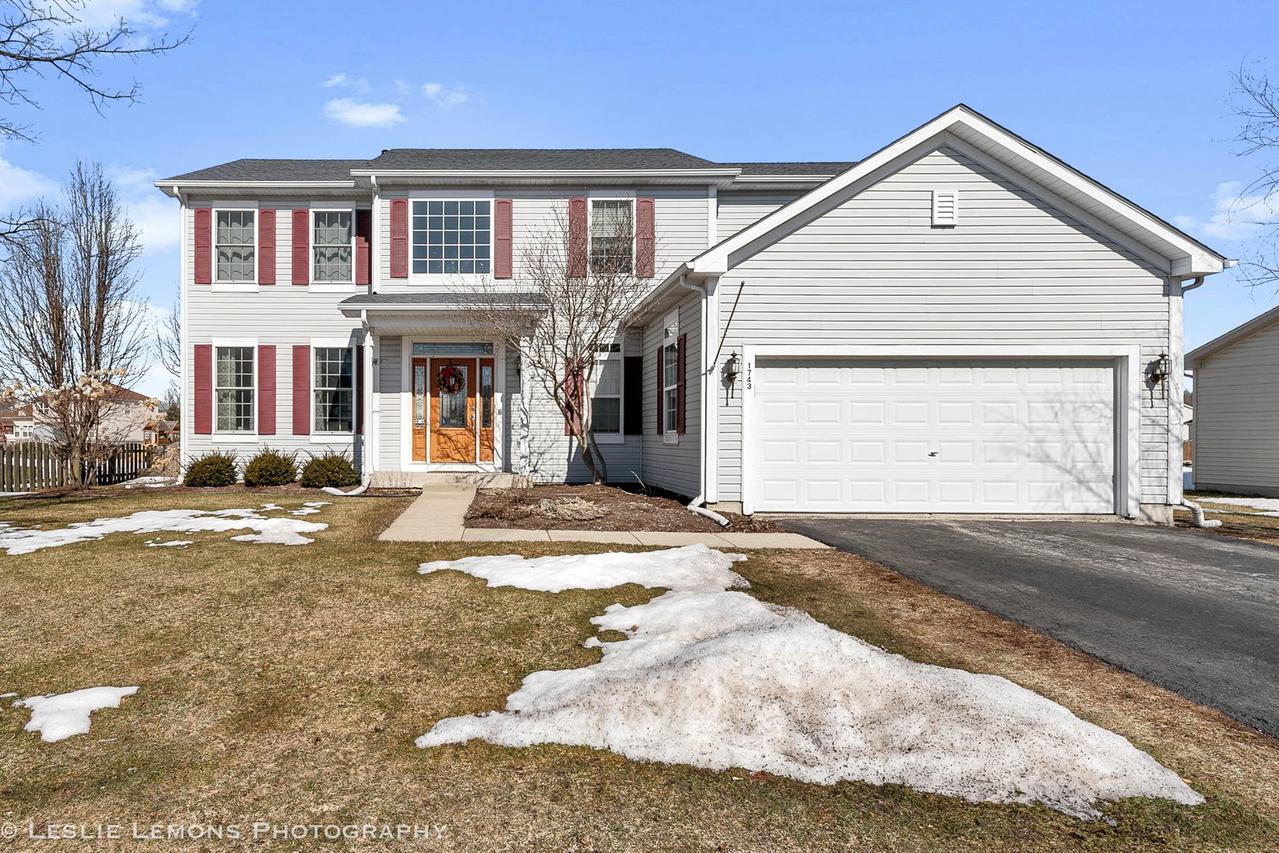 1743 Tallmeadow Dr., Dekalb, IL 60115