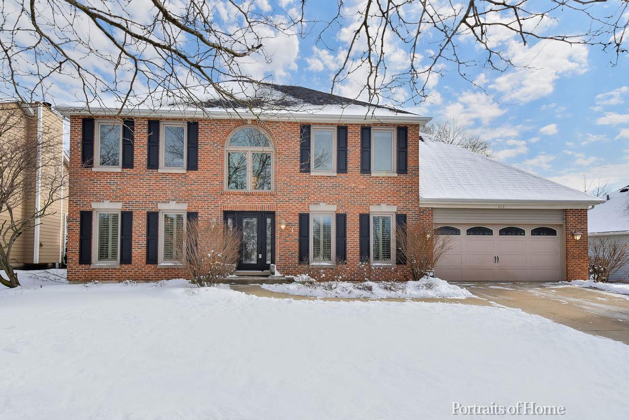 670 Inverness Dr., Aurora, IL 60504