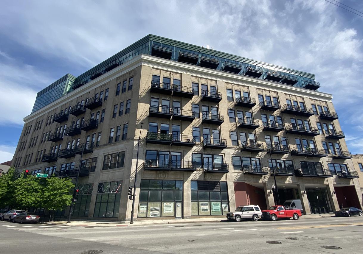 1645 W Ogden Ave. #438, Chicago, IL 60612