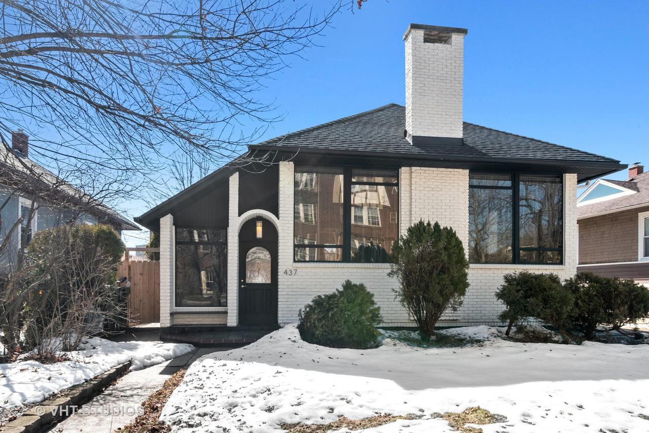437 Addison Rd., Riverside, IL 60546