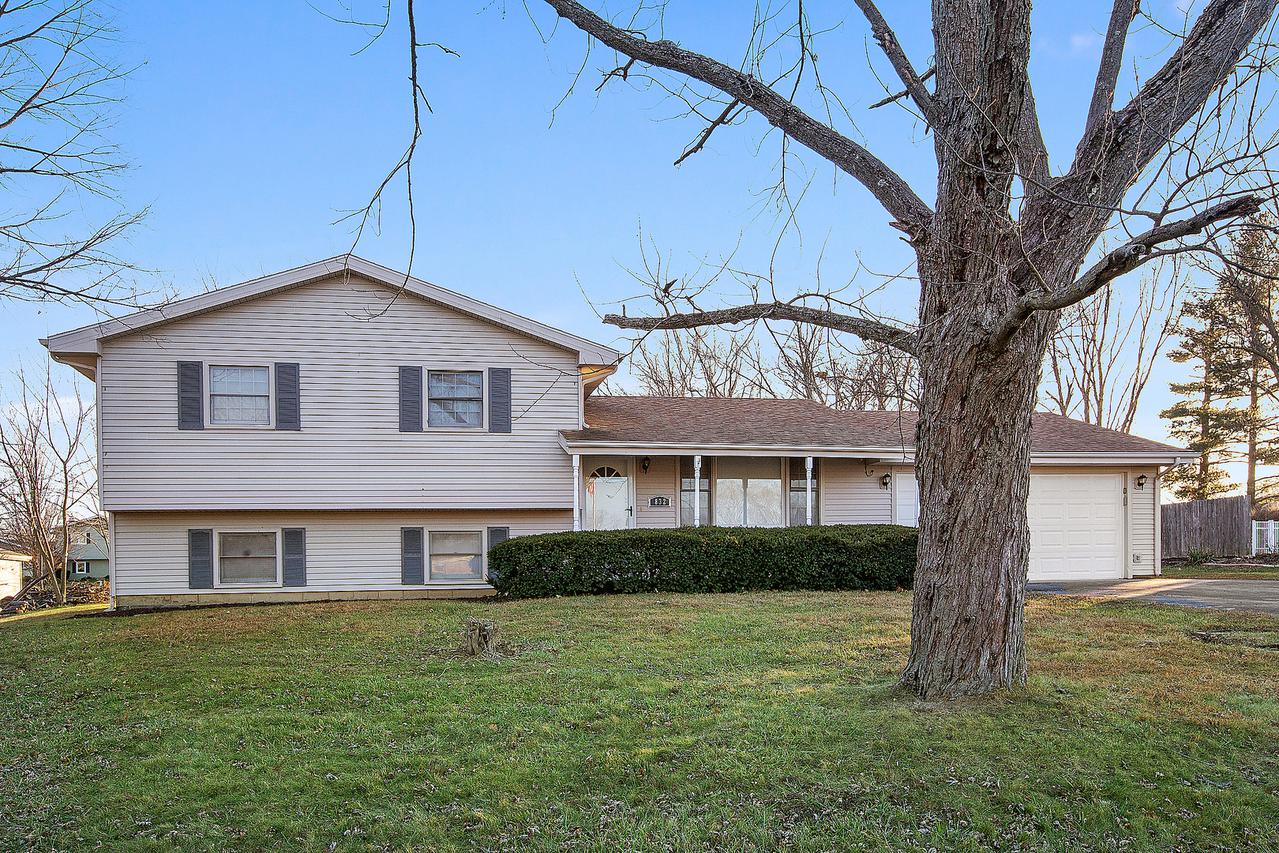 832 Regent St., New Lenox, IL 60451