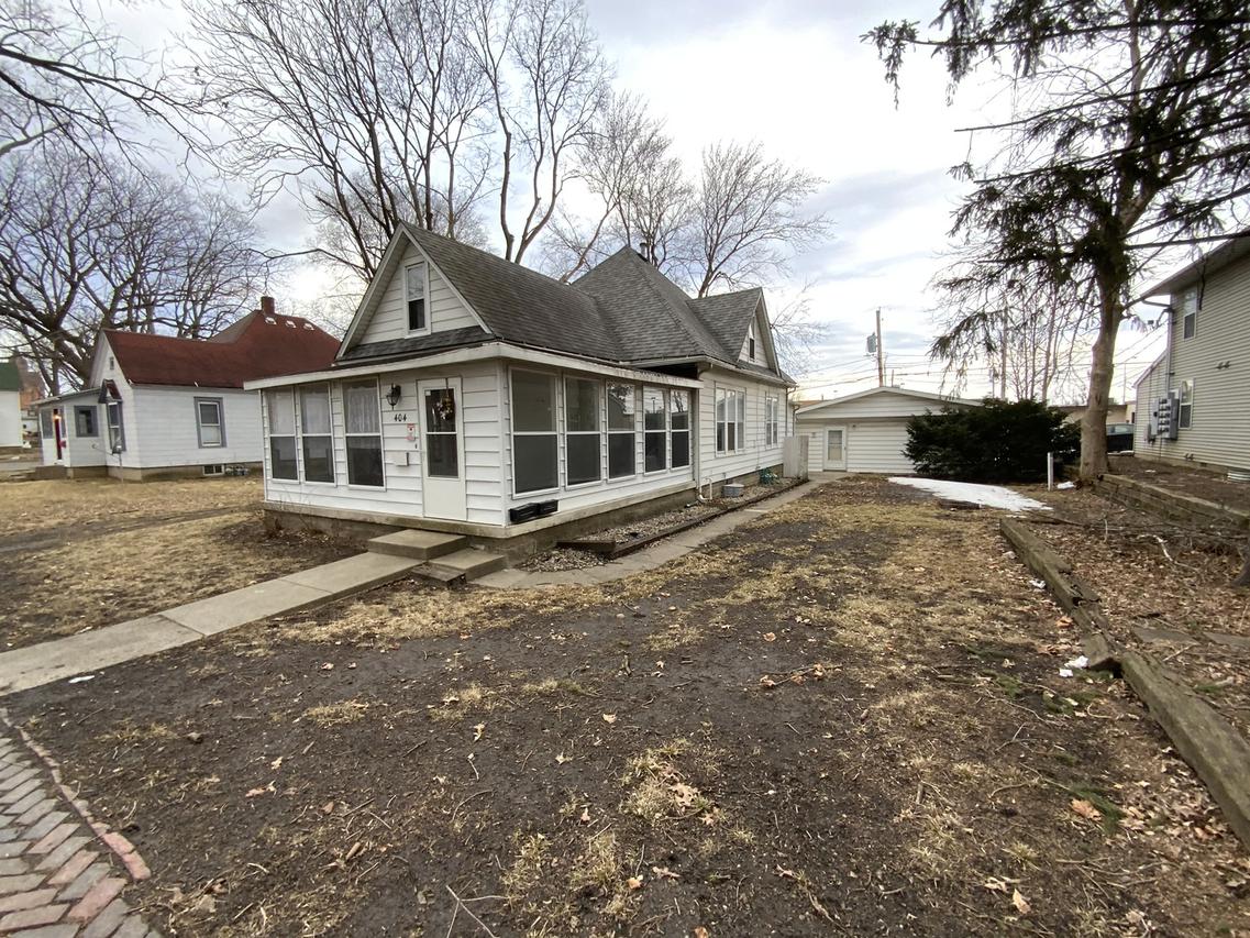 404 E Elm St., Urbana, IL 61801
