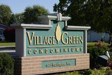 605 Barrington Ave. #144, East Dundee, IL 60118