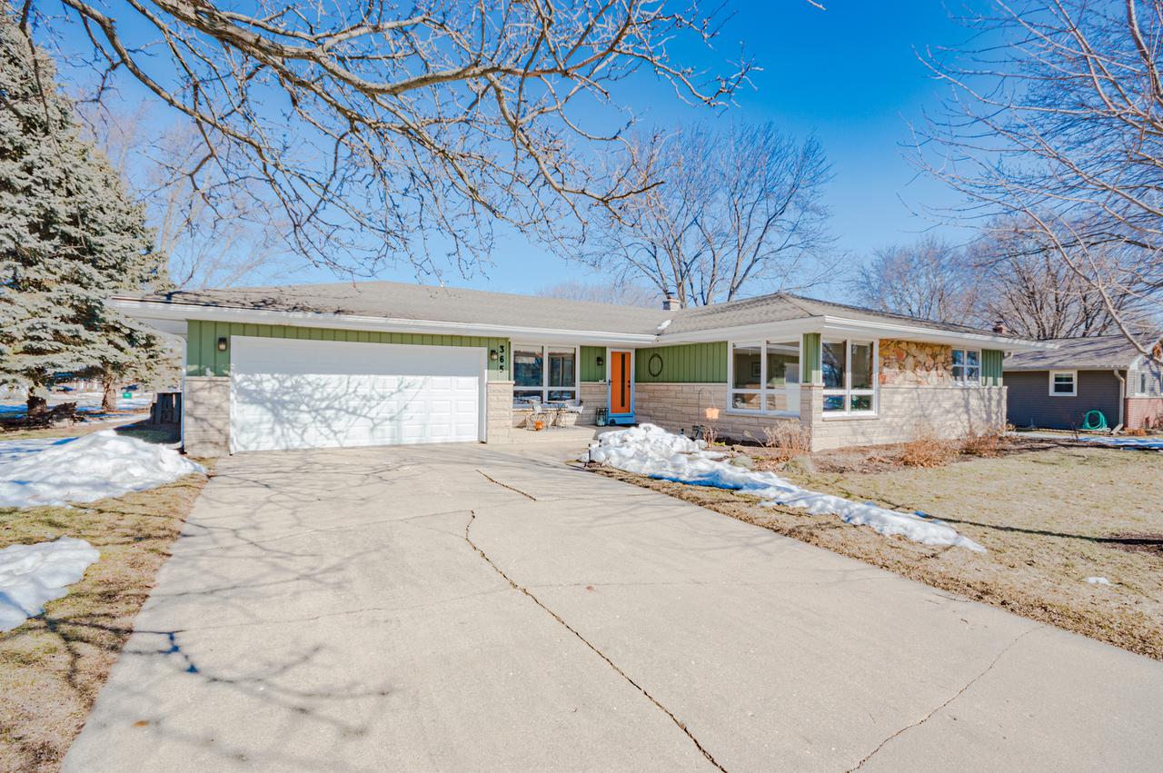 365 Conlin Ave., Sycamore, IL 60178