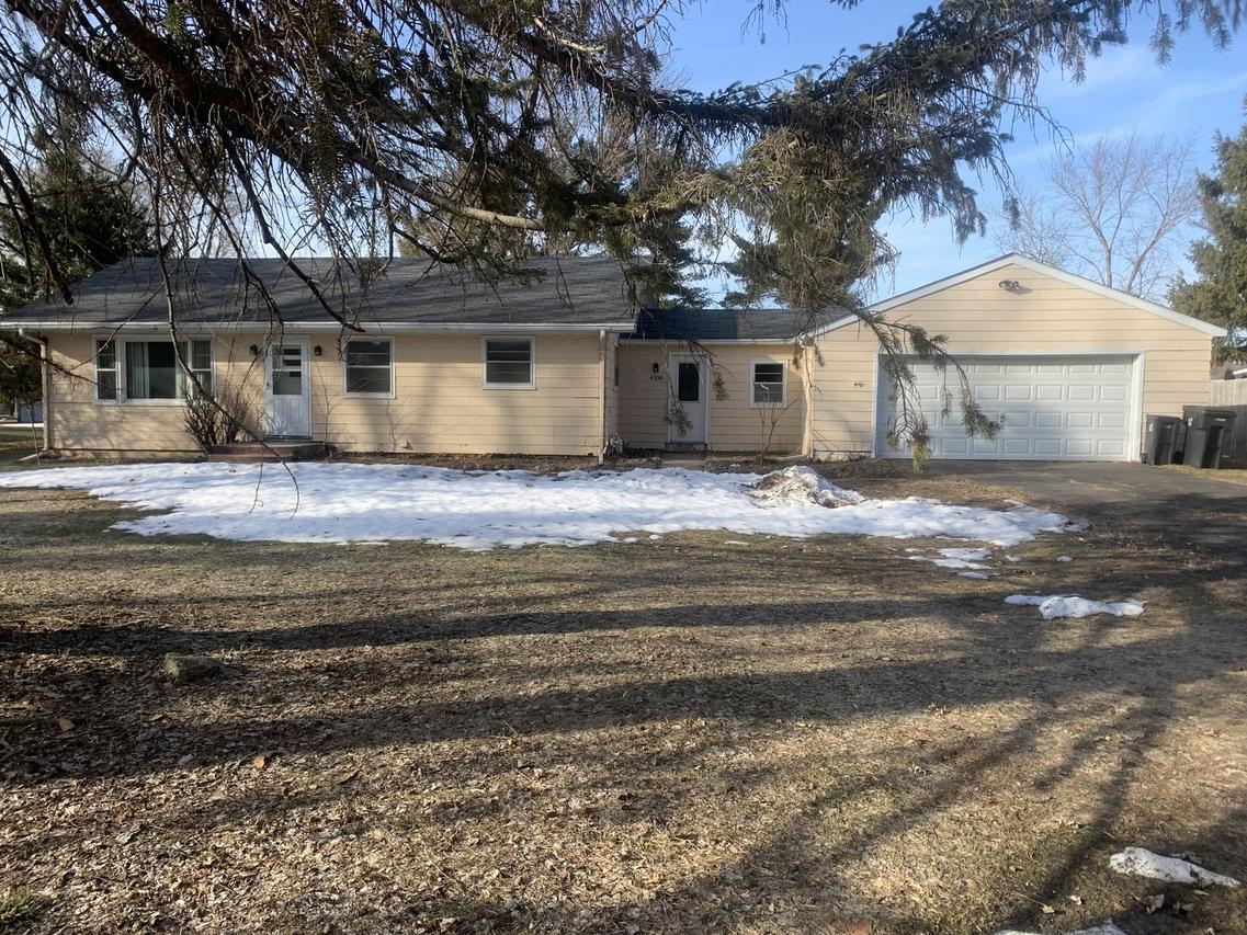 4536 Mathew Ave., Roscoe, IL 61073