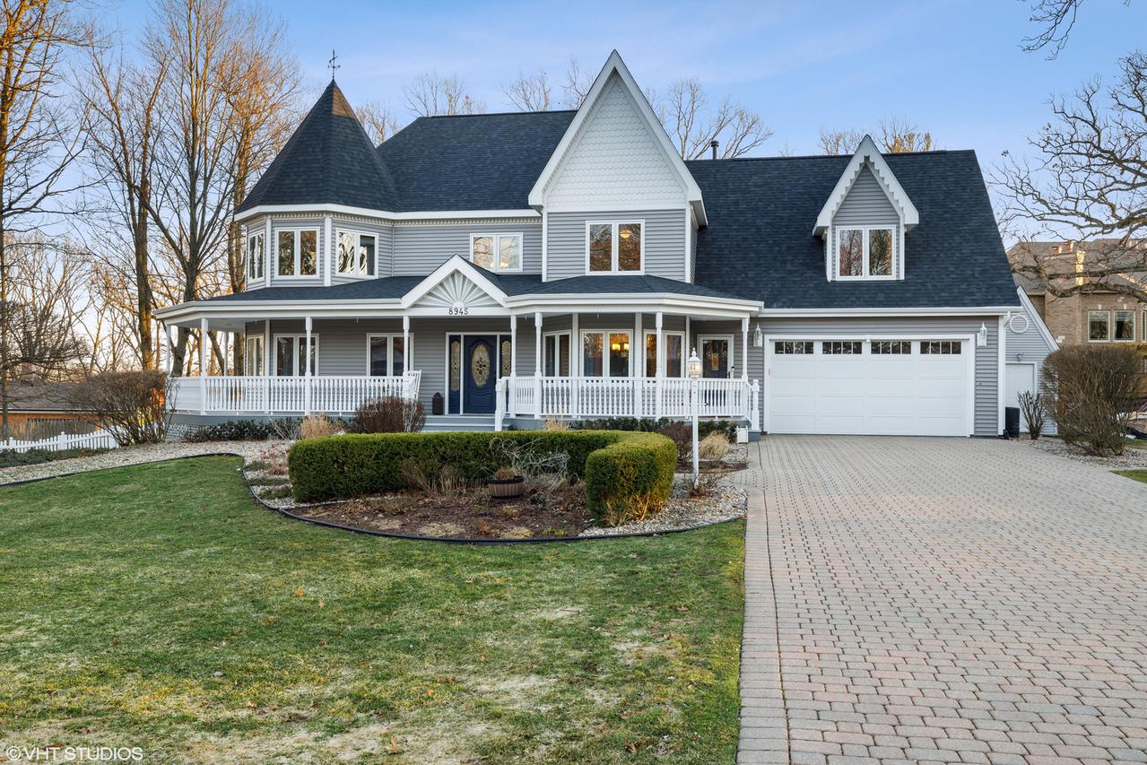 8945 W 102nd St., Palos Hills, IL 60465