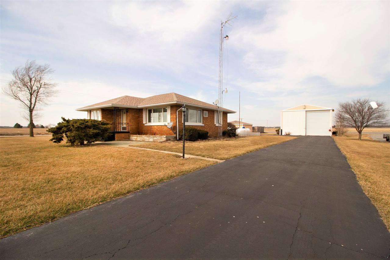 8531 E State Rte 1 17, Momence, IL 60954