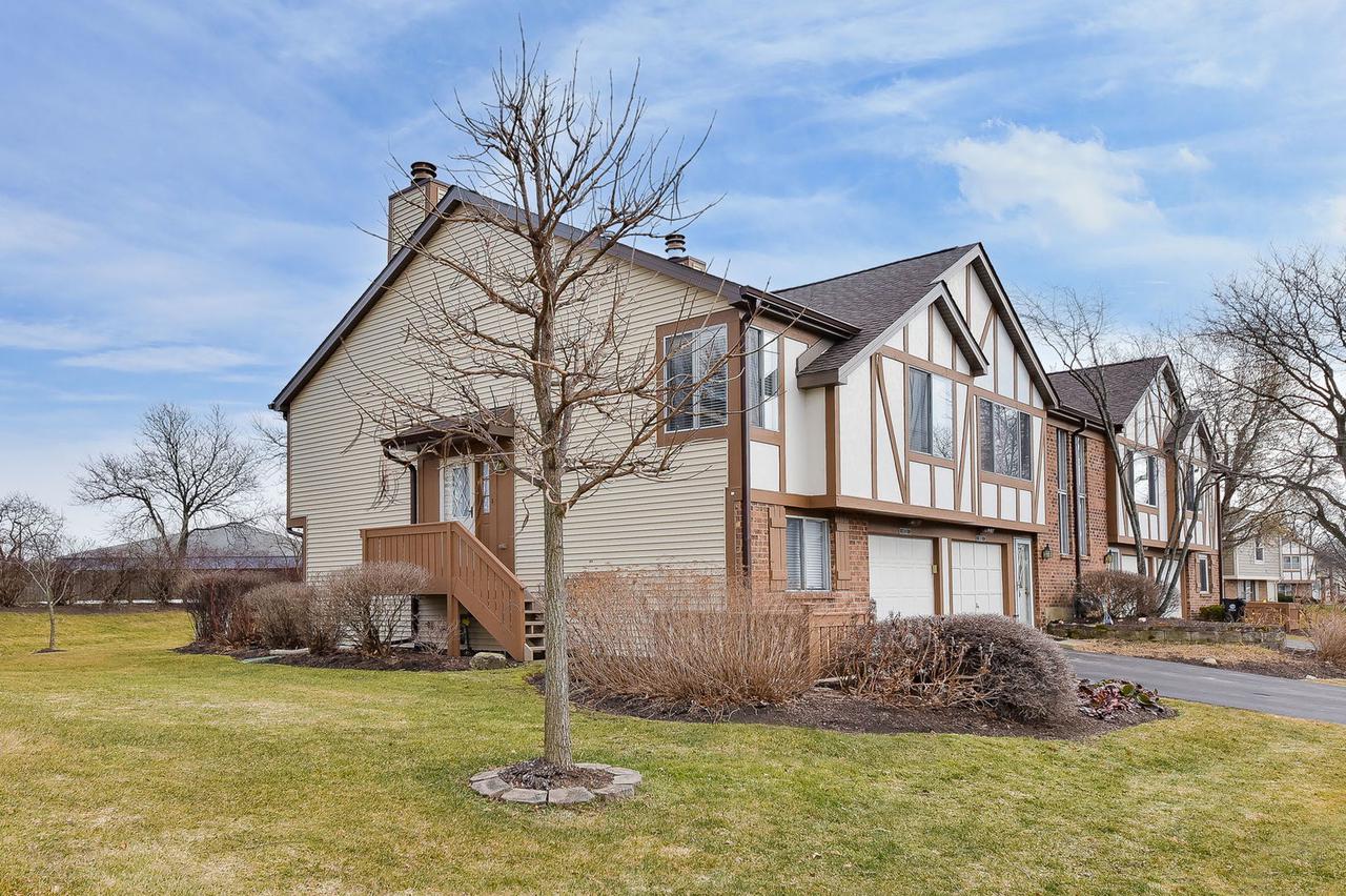 0N713 Concord Ln., Winfield, IL 60190
