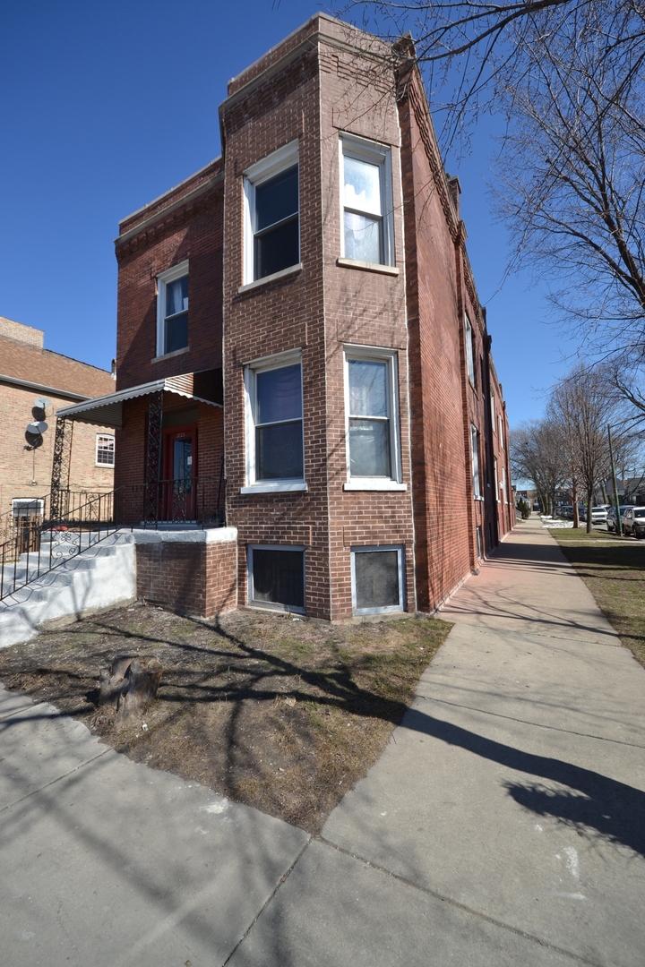 3825 S California Ave., Chicago, IL 60632
