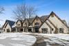 64 Baybrook Ln., Oak Brook, IL 60523