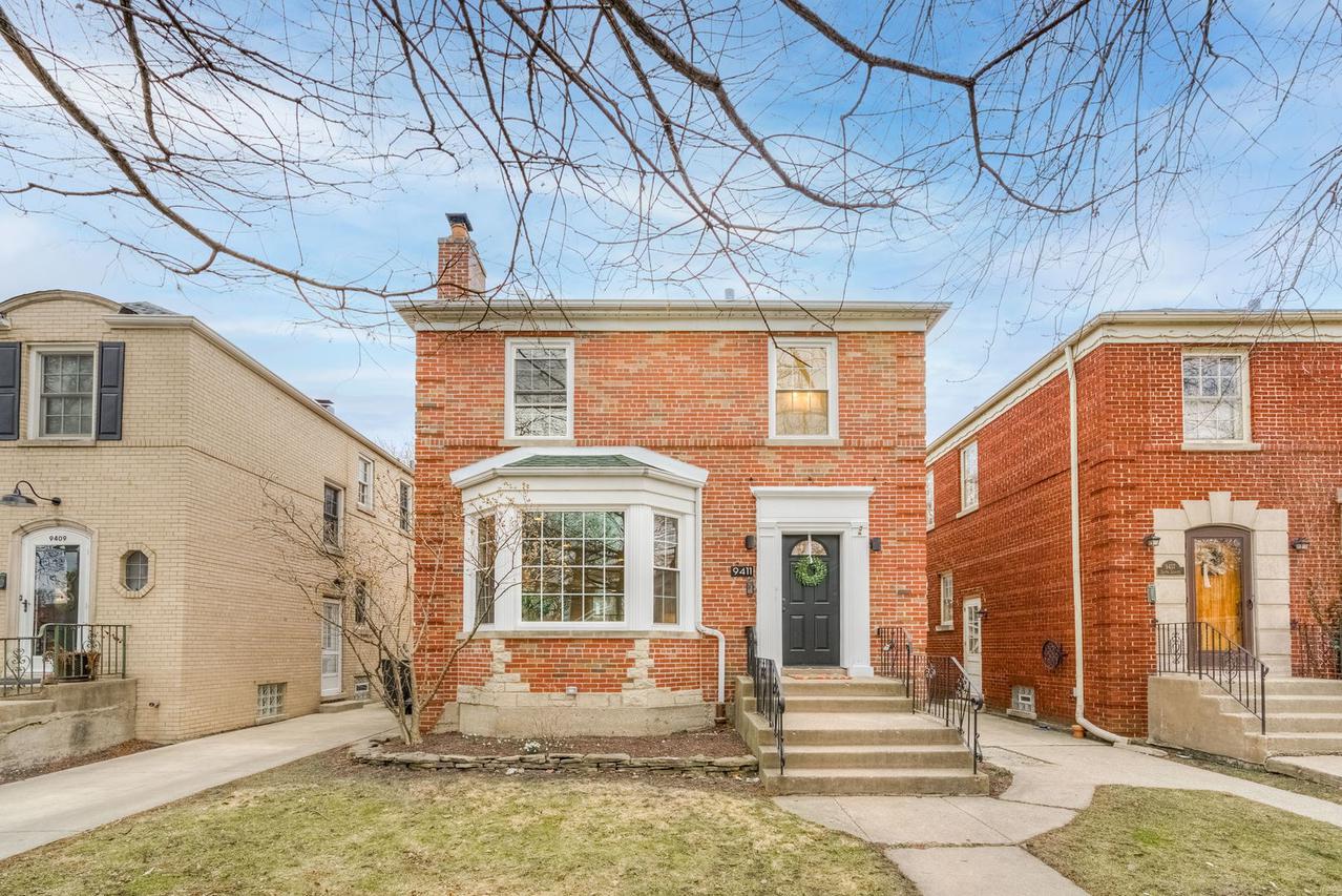 9411 S Leavitt St., Chicago, IL 60643