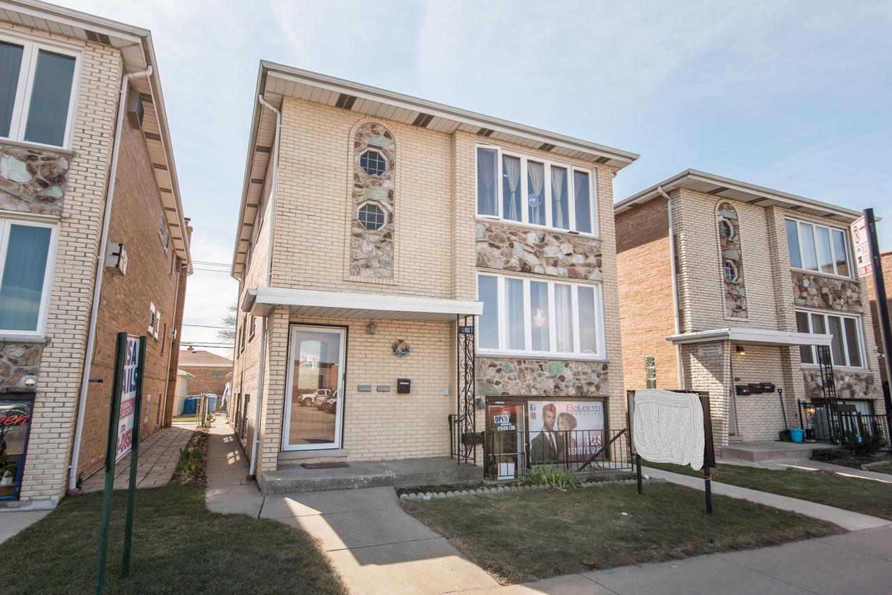 6807 W 63rd St., Chicago, IL 60638