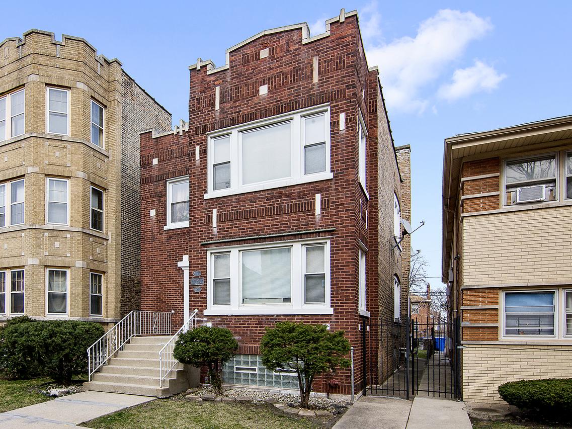 10925 S Vernon Ave., Chicago, IL 60628
