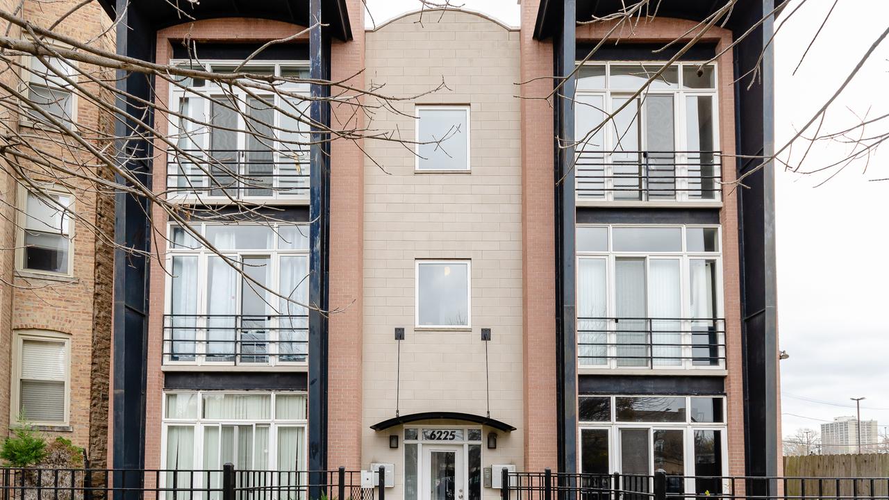 6225 S Kenwood Ave. #1N, Chicago, IL 60637