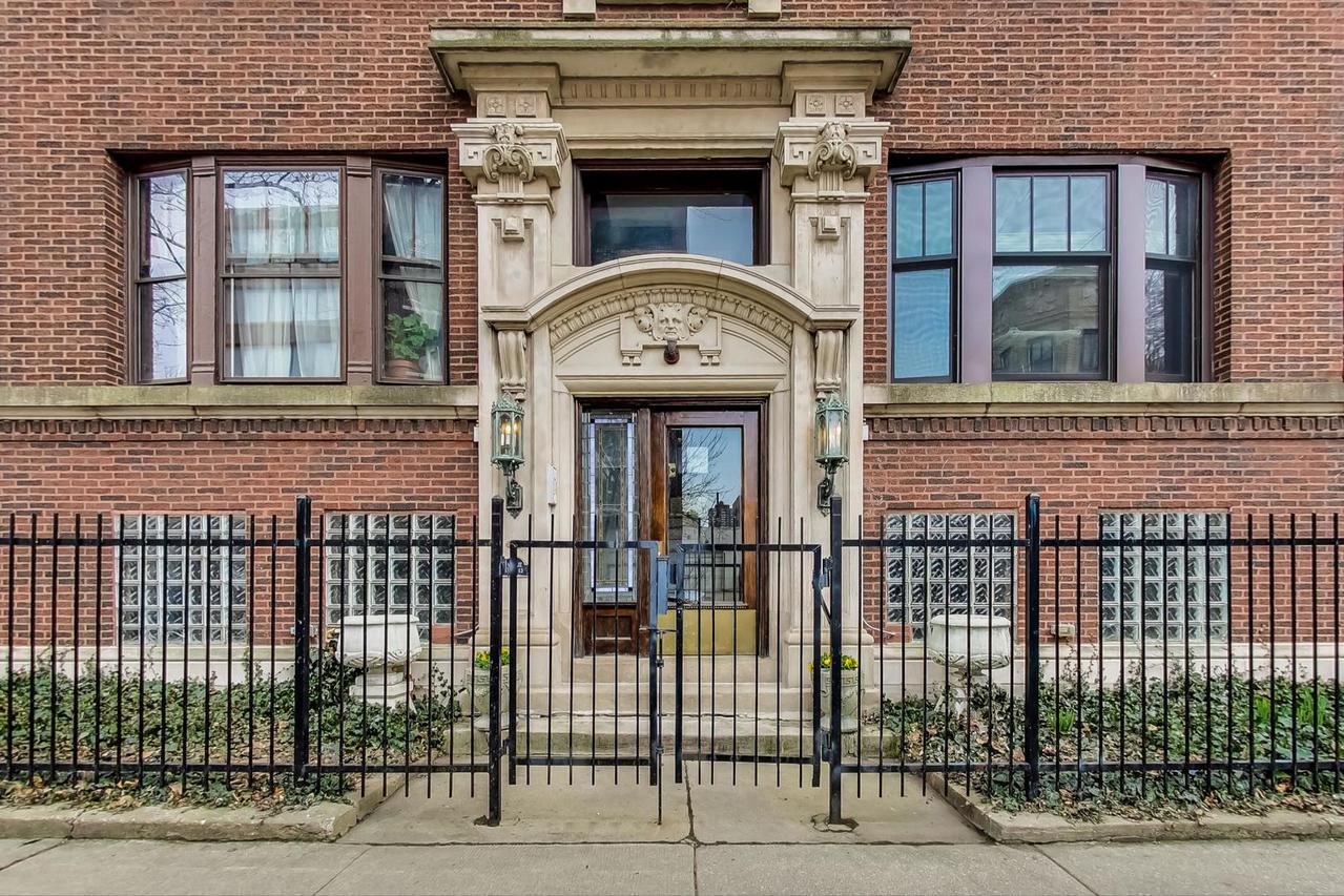 1011 W Ainslie St. #2, Chicago, IL 60640