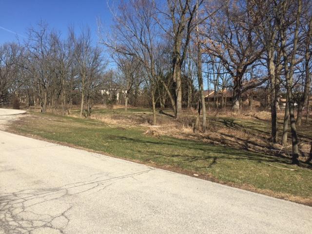 8200 Steepleside Dr., Burr Ridge, IL 60527