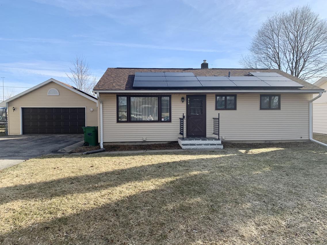 315 Langley Rd., Machesney Park, IL 61115