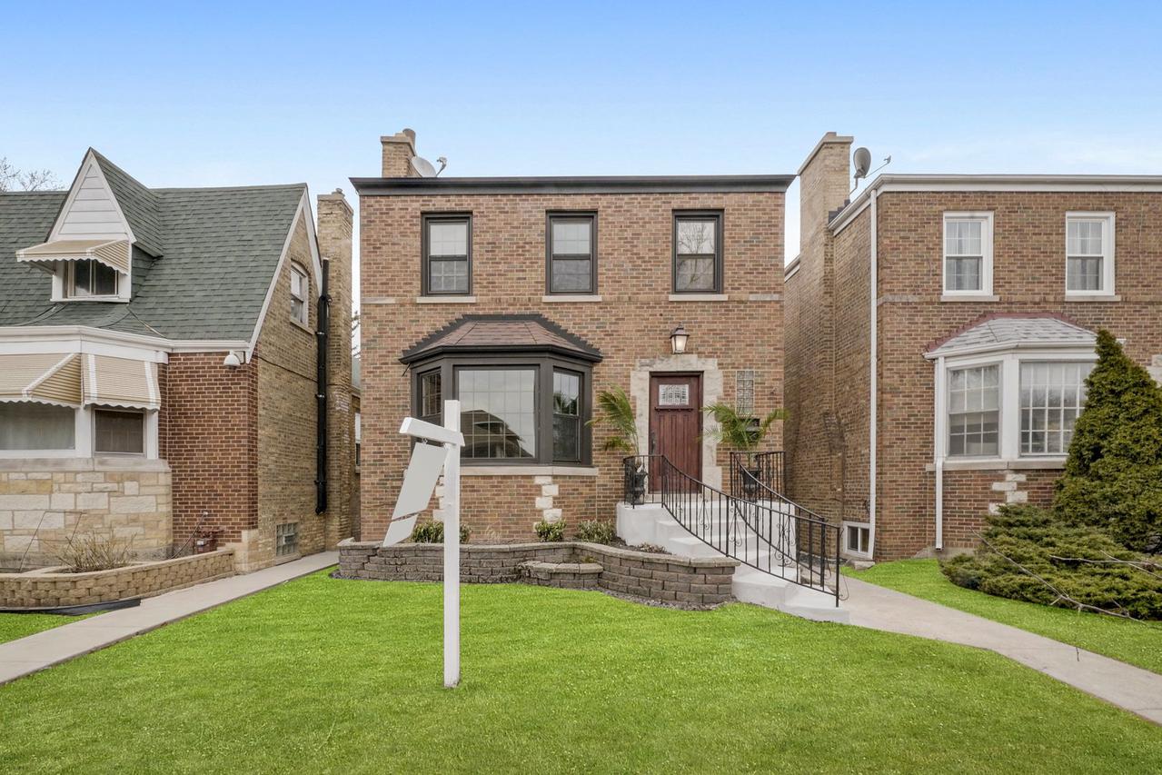 3351 N Austin Ave., Chicago, IL 60634